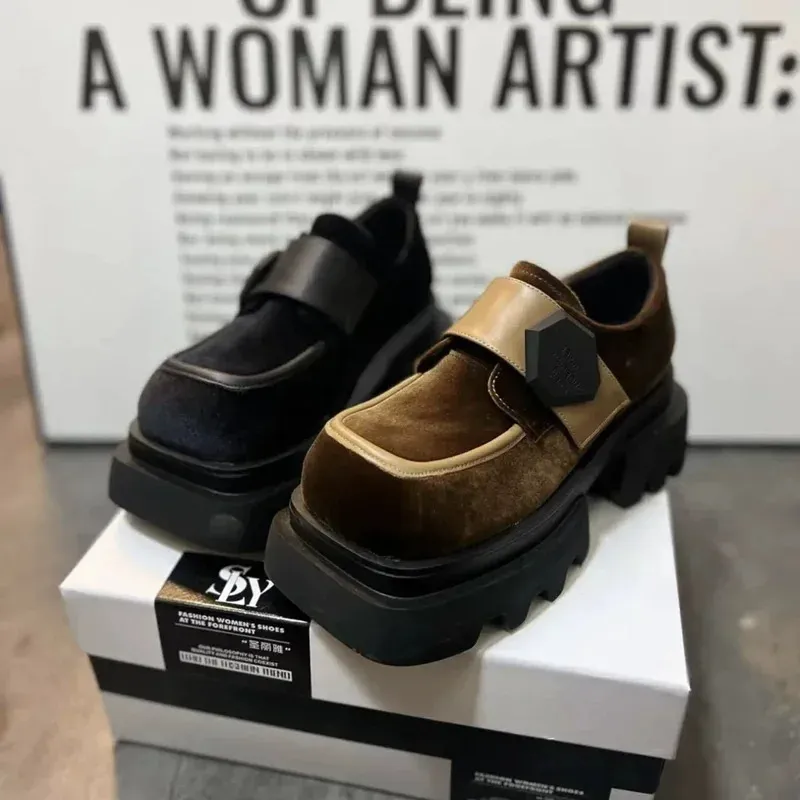 Elegante Damen Pumps Mit Karree Und Plateau Für Den Herbst_voghion.com