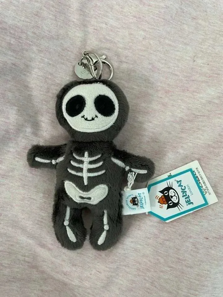 Cute Halloween Skeleton Keychain - Bobbing Ghost Toy Pendant