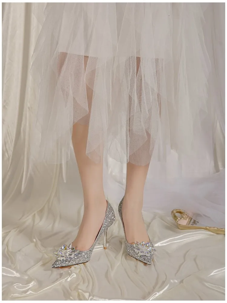 Elegant Wedding High Heels For Brides And Bridesmaids_voghion.com
