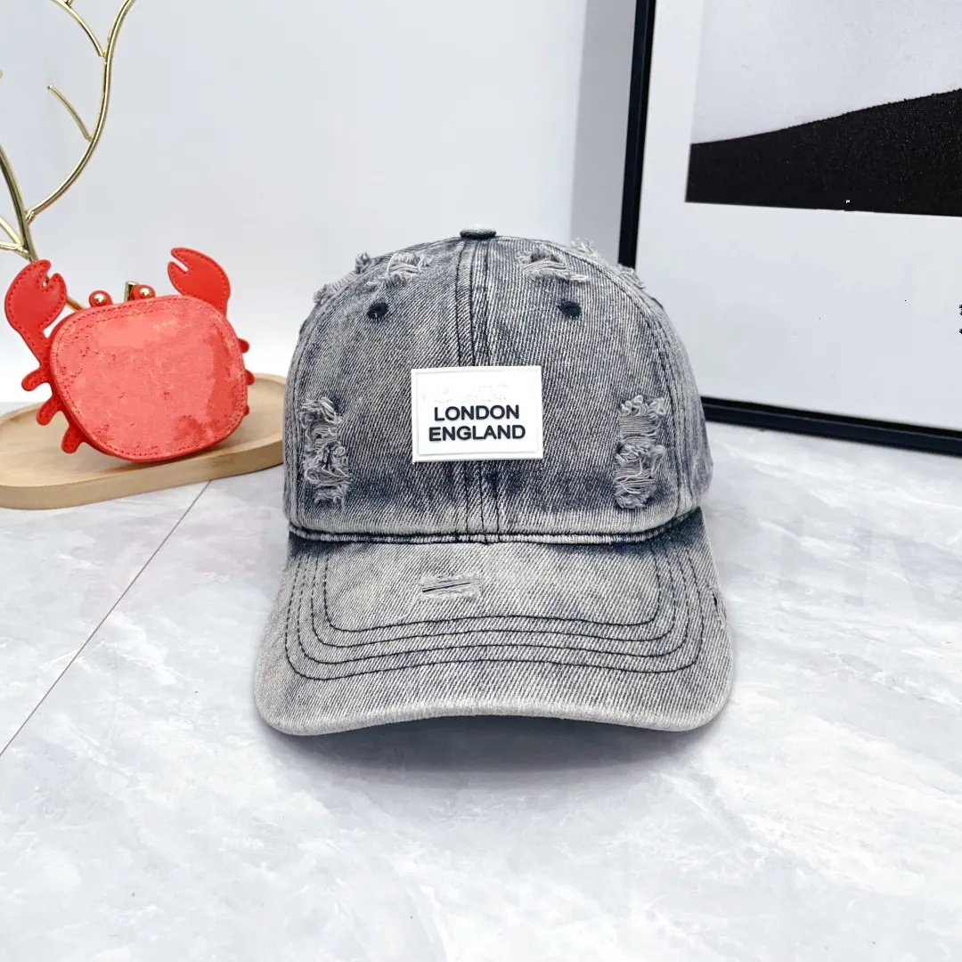 Designer Caps For Men | Canvas Baseball Hat Fashion Fedora  display picture 3