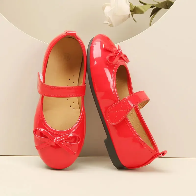 Save Big on Bulk Childrens Red Shoes Childrens Red High Heel Shoes: Bowknot  Princess Flat Leather Shoes For Girls, Black Red, Spring/Autumn, Sizes 