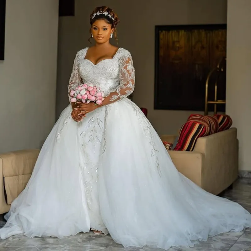 plus size mermaid wedding dress with detachable train Plus Size Long Mermaid V-neck Lace Wedding Dresses with Satin Detachable Train