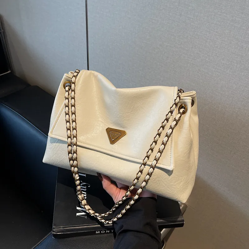Free shipping designer Shoulder Bags For womans hot ladies flap fashion handbag chain square crossbody Underarm bag dh1102219088 dh1102219088