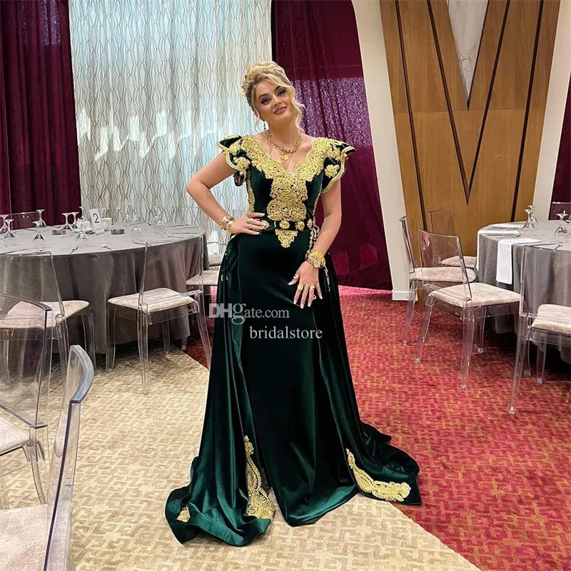 Green and Gold Lace Velvet Moroccan evening caftan Prom Dress - Elegant Algerian Abaya Ceremony Party Gown for Formal Occasions and Birthdays (2025 Green and Gold Lace Velvet Moroccan evening caftan Prom Dress - Elegant Algerian Abaya Ceremony Party Gown for Formal Occasions and Birthdays (2025