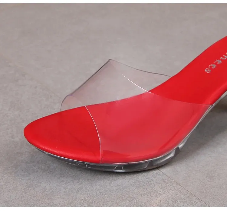 Women's Clear Patent Leather Mule Sandals Low Heel Pointed Slides_voghion.com