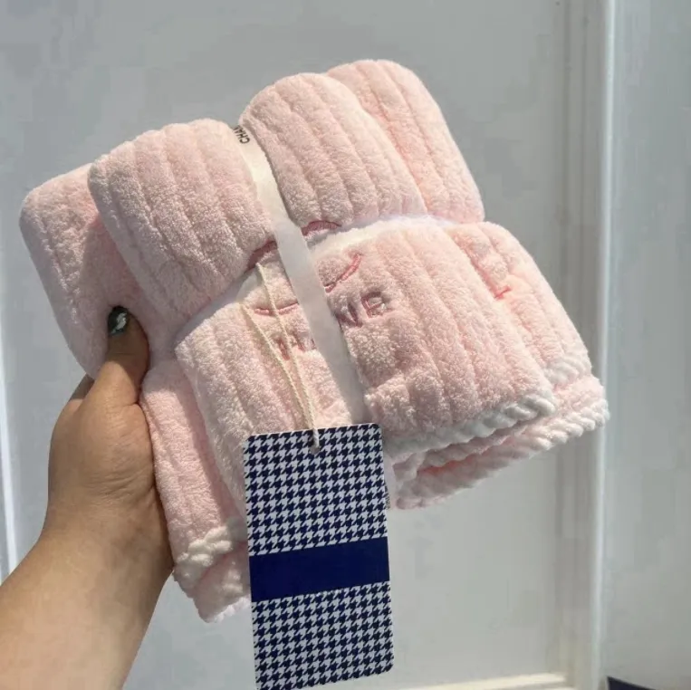 70% OFF – 2026 Ic Large Non‑Shedding Designer Bath Towel Set for Couples – $21.42 Free Shipping