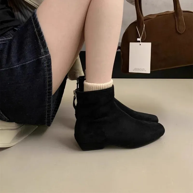 Bottines à talon carré pour femme avec fermeture éclair au dos_voghion.com
