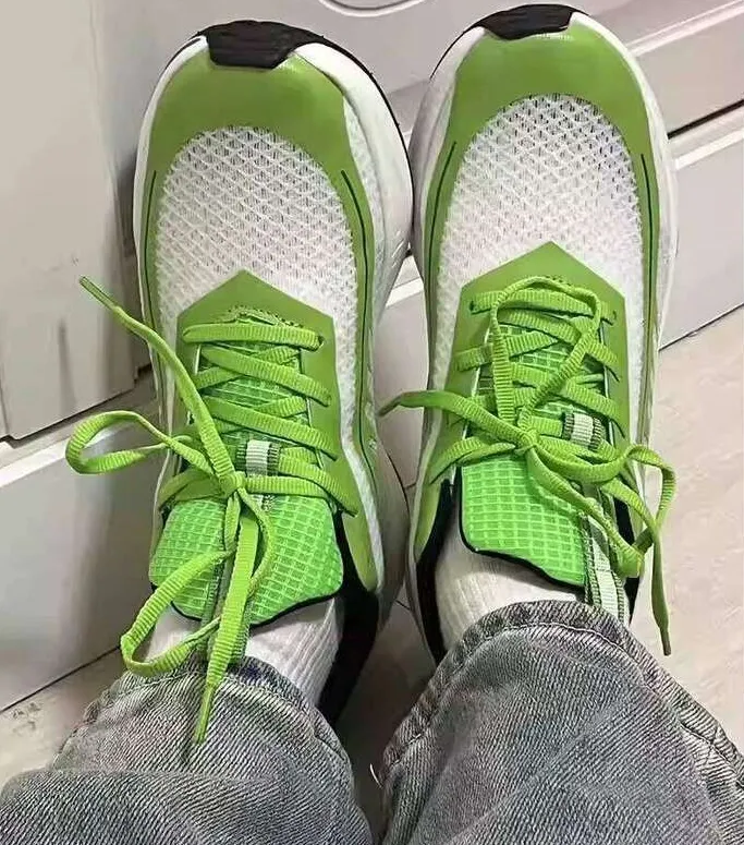 jifffly Men 2025 New Summer Versatile Ultra-light Shock-absorbing Professional Racing Sports Running Shoes_voghion.com