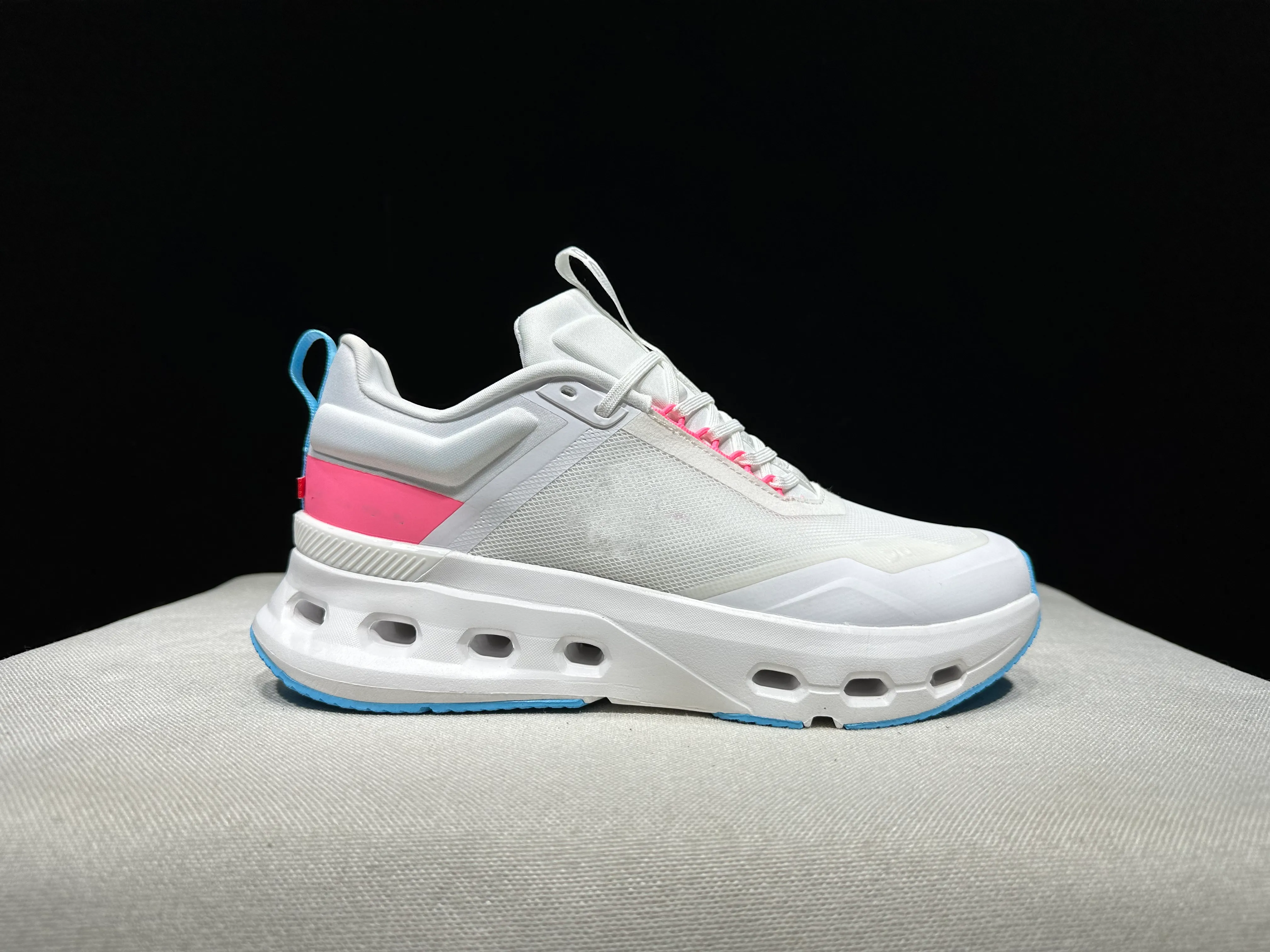 Hot Men Women Running Shoe OnRunning CloudnovaX Frost 