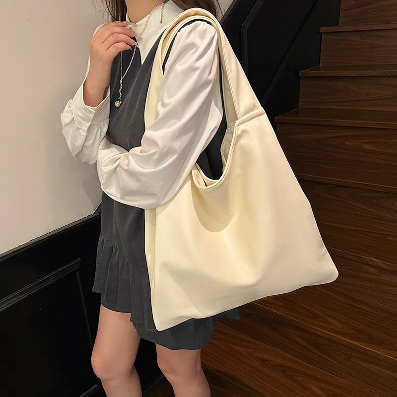 Borsa tote da donna, borsa a mano da donna, in morbida pelle