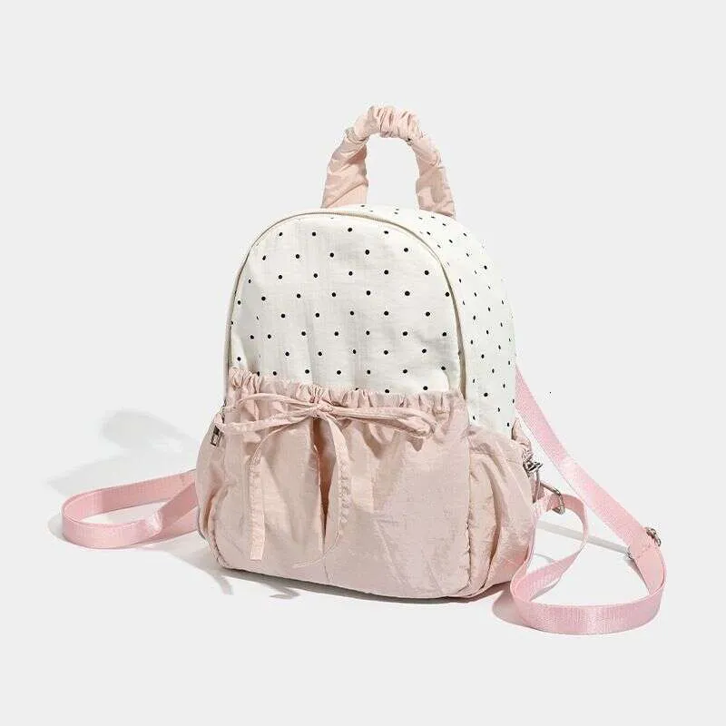 ea1ef8ee-d215-4b5b-ac85-