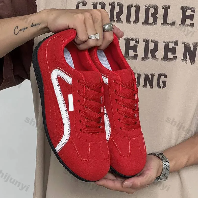 Men's Sneakers Spring Autumn 2025 New Lightweight Comfortable Outdoor Non Slip Casual Shoes Fashion Cross Tied Soft Sole_voghion.com