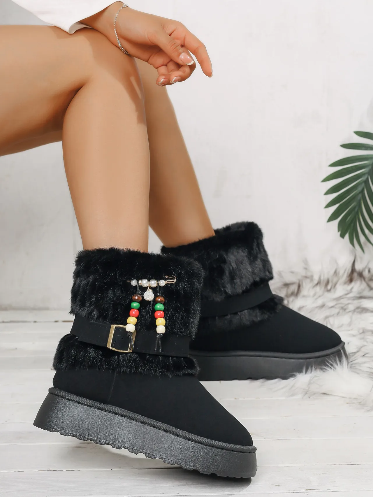 Bottes de neige de créateur pour femme, en coton avec semelle intermédiaire peluche, livraison gratuite. Affinent la silhouette et vous gardent bien au chaud. Affinent la silhouette et vous gardent au chaud._voghion.com