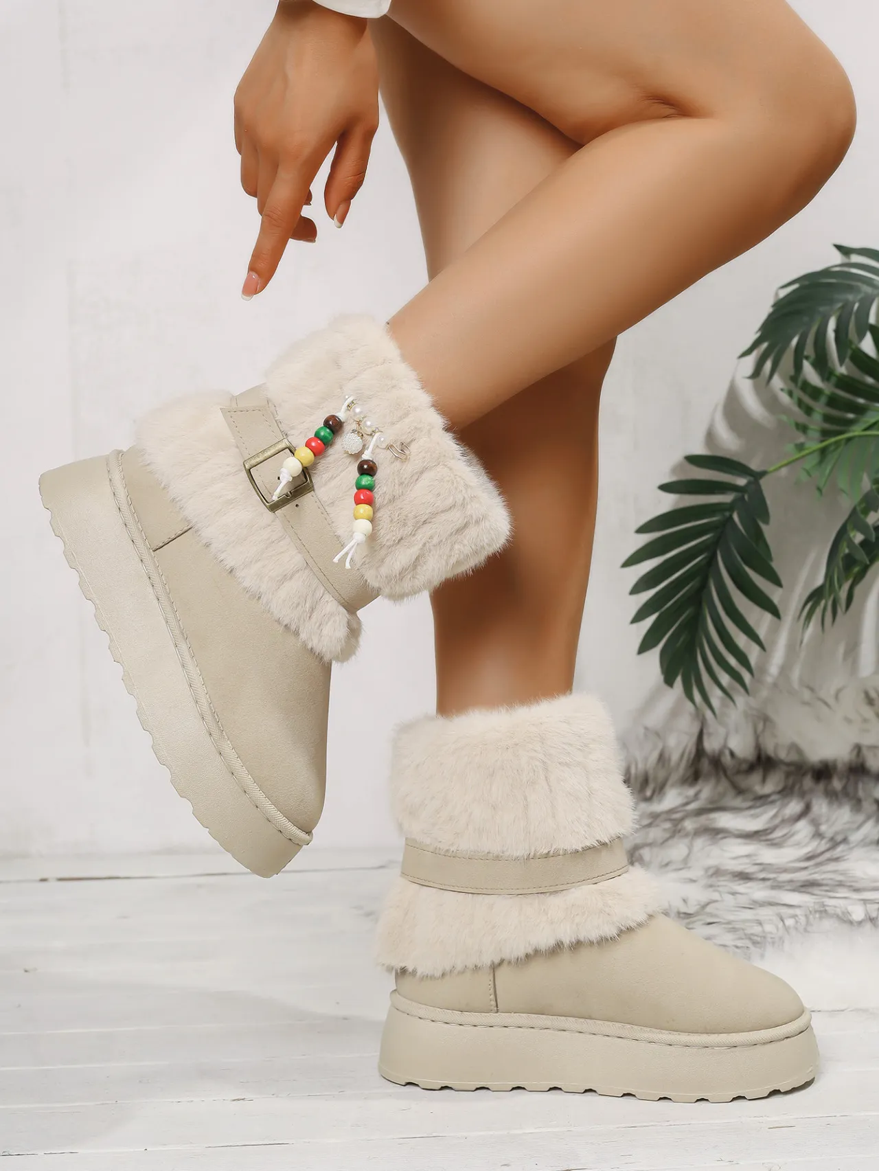 Bottes de neige de créateur pour femme, en coton avec semelle intermédiaire peluche, livraison gratuite. Affinent la silhouette et vous gardent bien au chaud. Affinent la silhouette et vous gardent au chaud._voghion.com