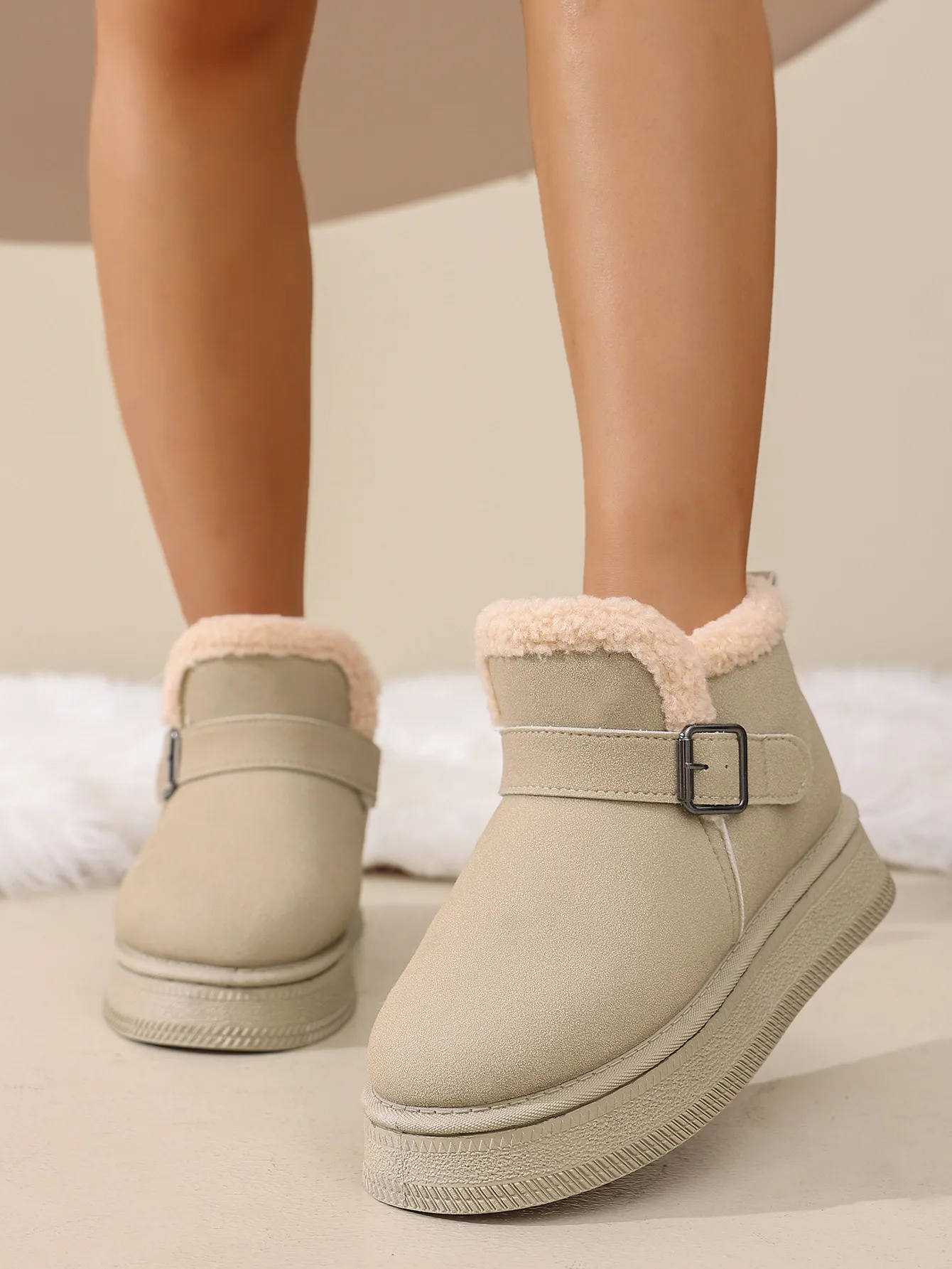new Free Delivery Designer Woman Cotton With Fleece Short Tube Snow Boots For Warmth Cotton Shoes_voghion.com