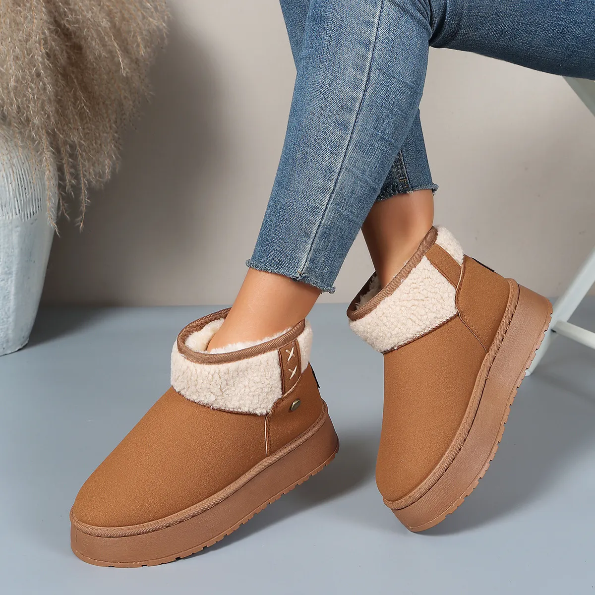 new Free Delivery Designer Woman Thick And Warm Workwear Boots Outdoor Non Slip Cotton Shoes_voghion.com