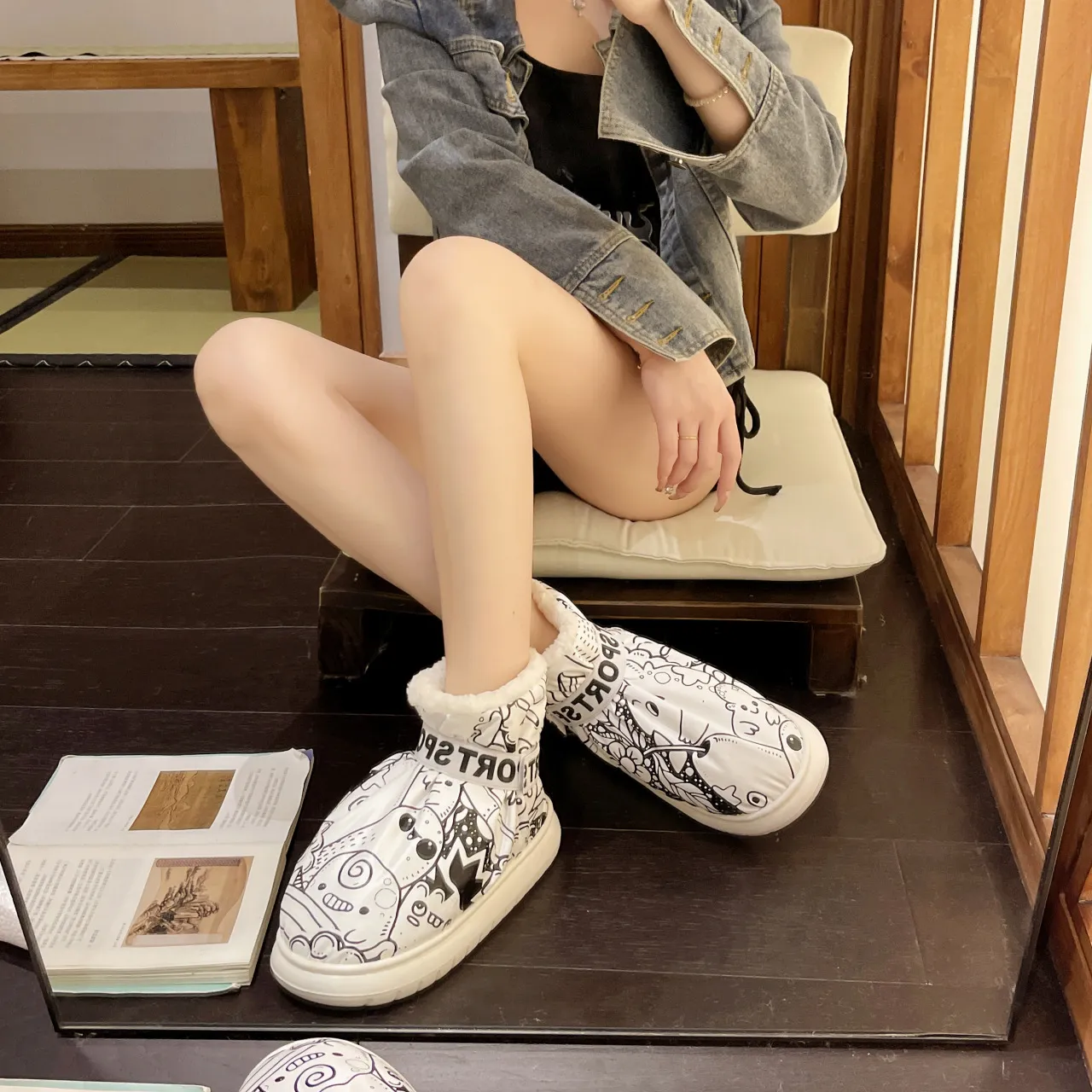 Livraison gratuite. Bottes mi-hautes tendance et chaudes, style créateur, qui affinent la silhouette._voghion.com