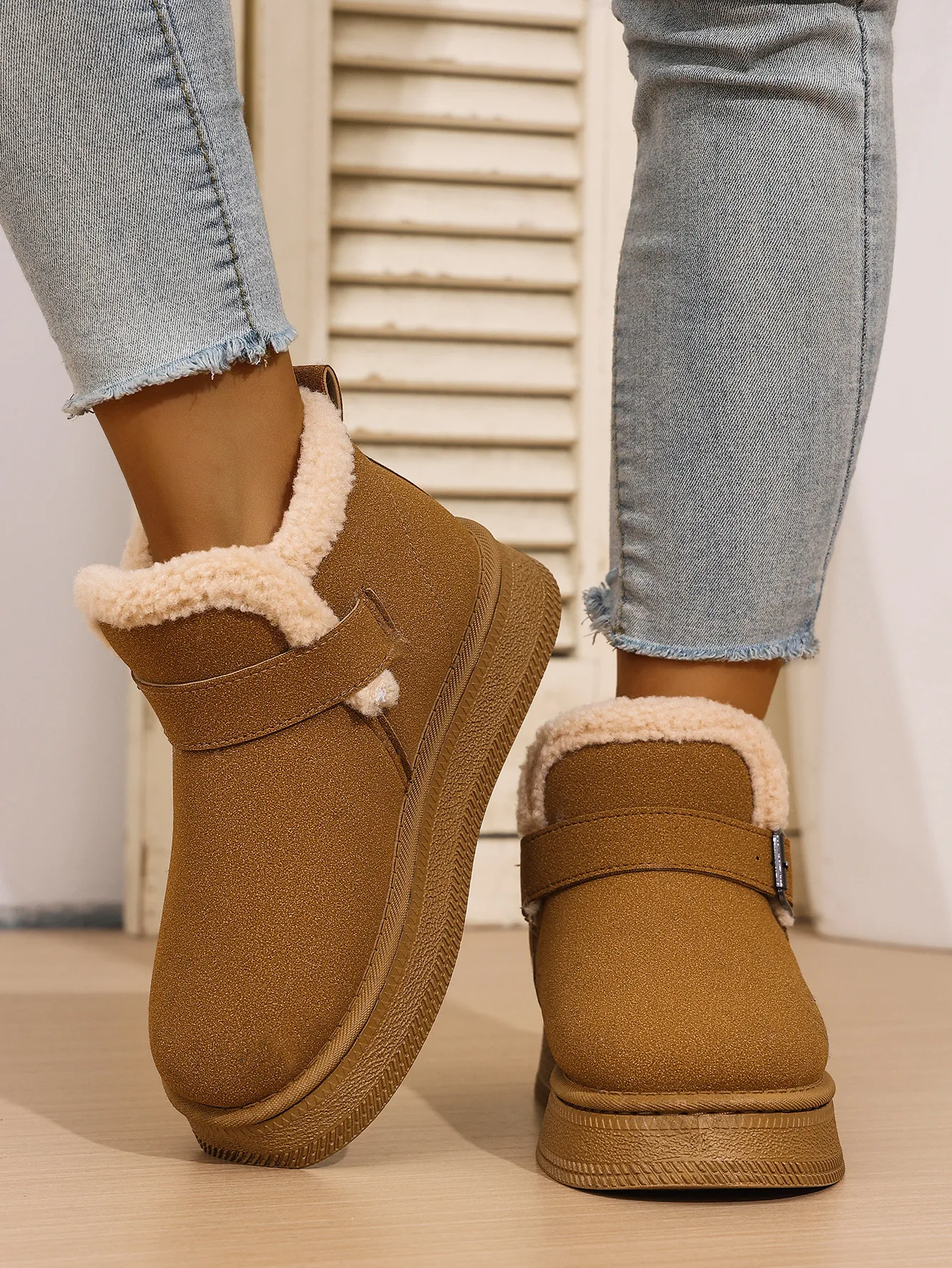 new Free Delivery Designer Woman Cotton With Fleece Short Tube Snow Boots For Warmth Cotton Shoes_voghion.com