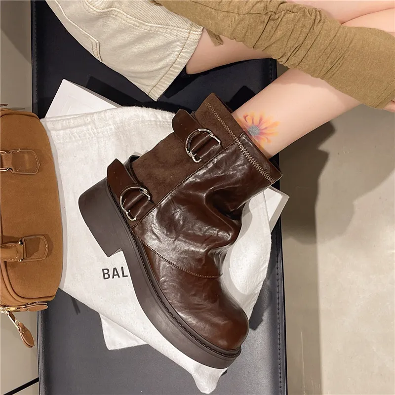Kostenloser Versand. Designer-Damen-Baumwoll-High-Top-Martin-Stiefel: Warm, strapazierfähig und rutschfest für den Outdoor-Bereich._voghion.com