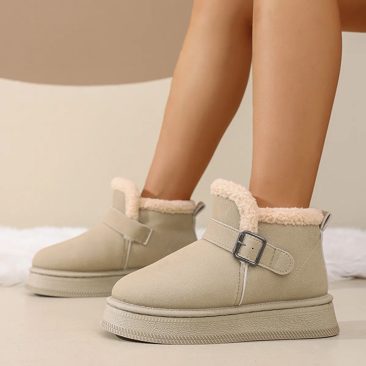 new Free Delivery Designer Woman Cotton With Fleece Short Tube Snow Boots For Warmth Cotton Shoes_voghion.com
