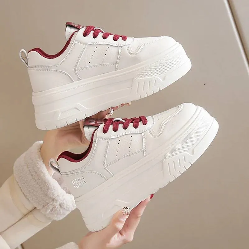 Scarpe da ginnastica casual con lacci, da donna, in similpelle, con suola spessa e traspirante, 2025_voghion.com