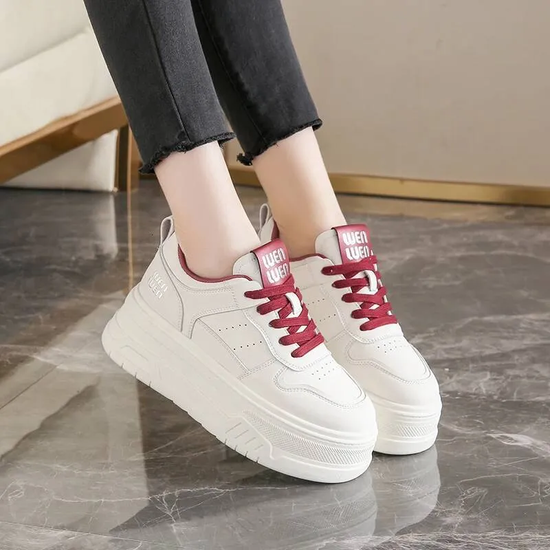 Scarpe da ginnastica casual con lacci, da donna, in similpelle, con suola spessa e traspirante, 2025_voghion.com