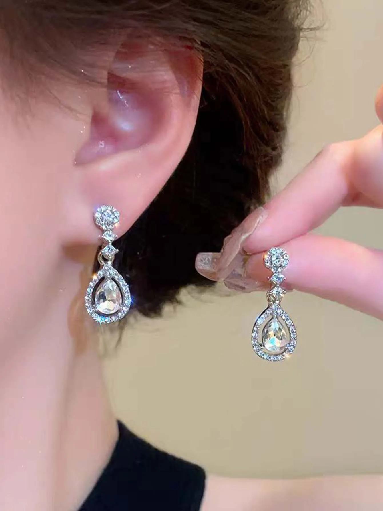 Orecchini pendenti a forma di pera per donna in argento sterling 925