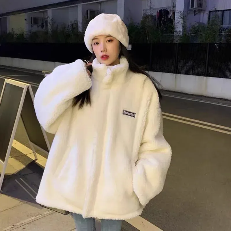 Womens Thick Lamb Wool Fleece Jacket With Stand From Lu02