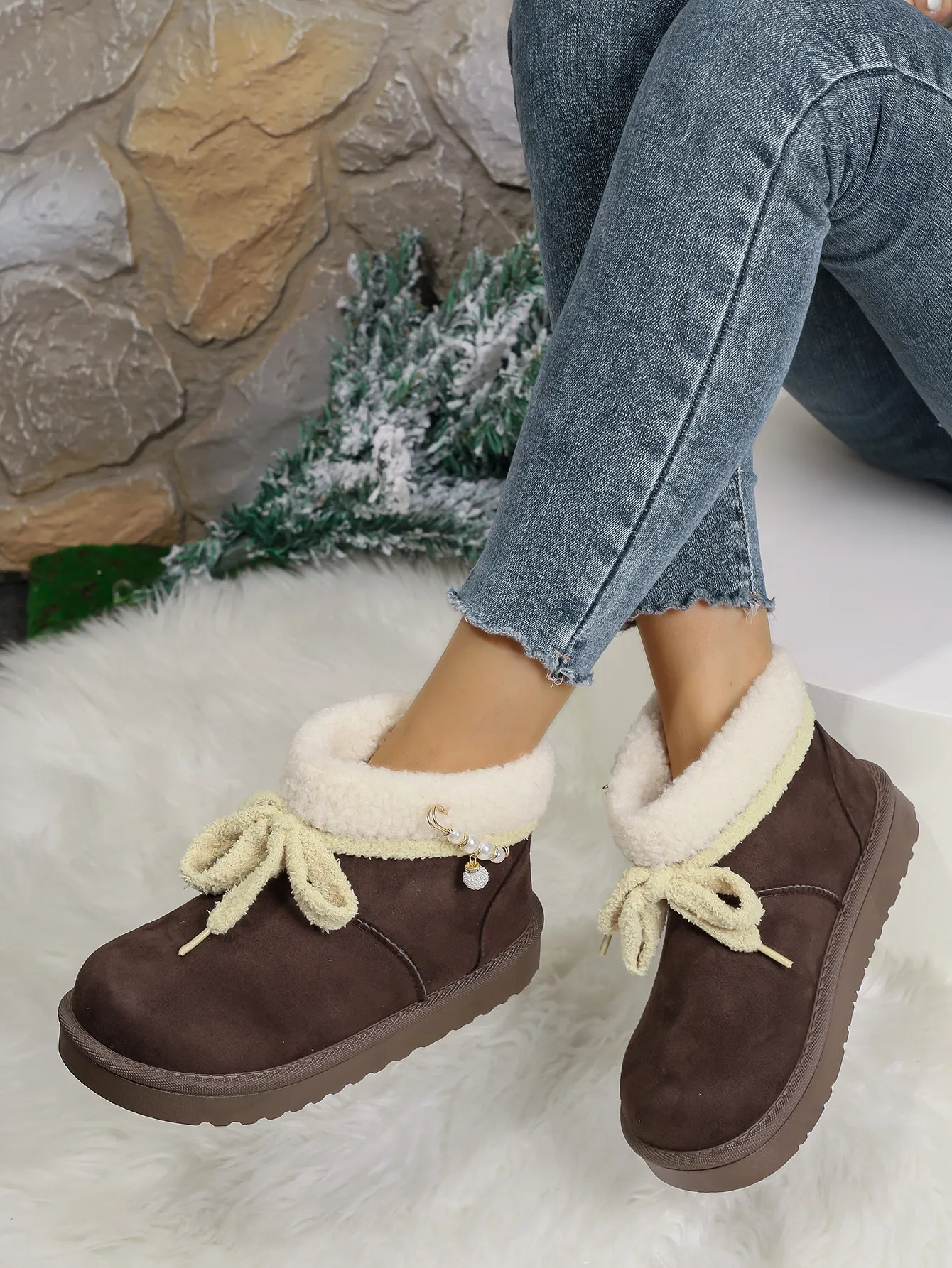 new Free Delivery Designer Woman Cotton Comfortable Snow With Short Sleeves And Plush Outdoor Winter Boots_voghion.com