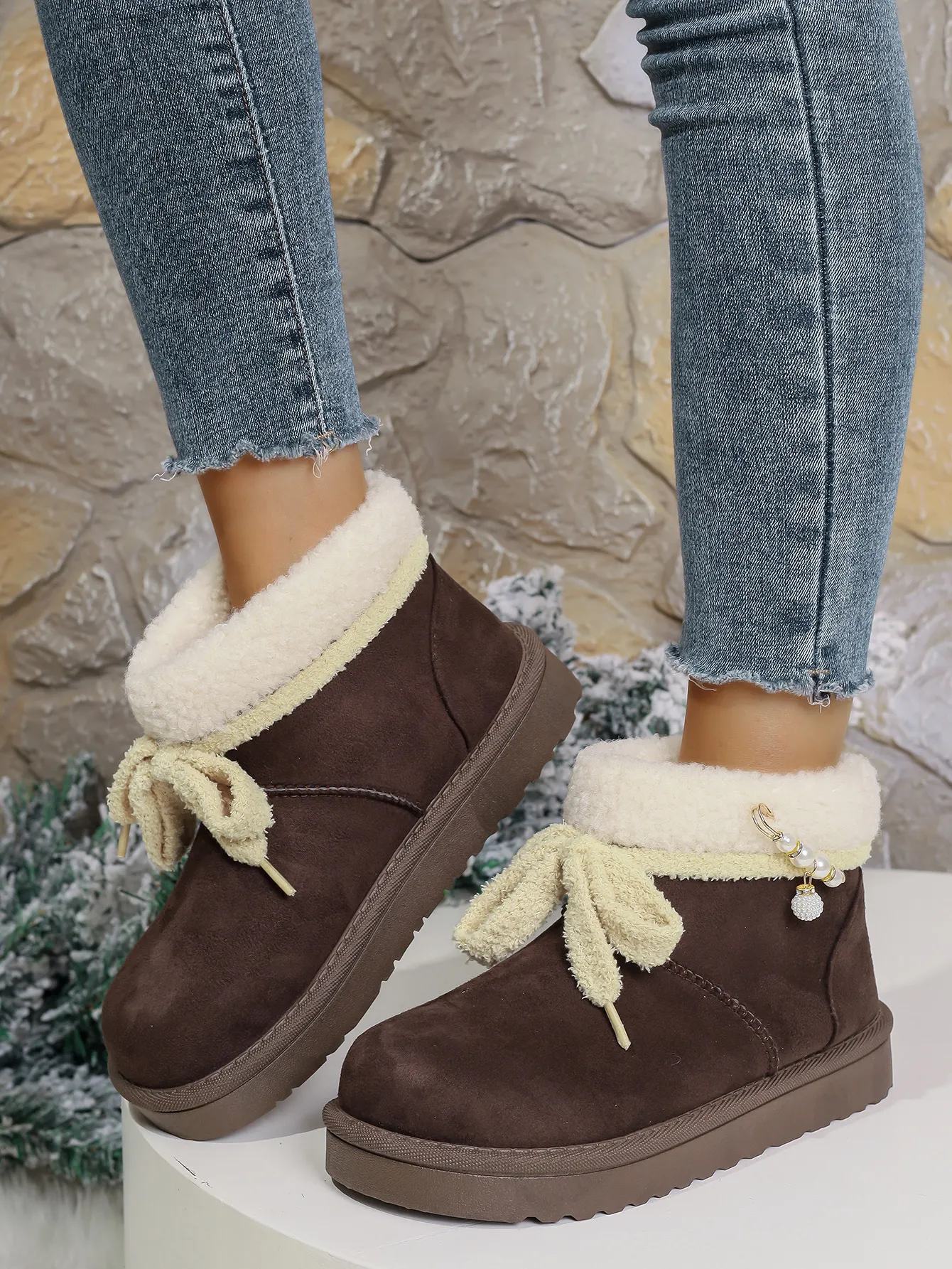 new Free Delivery Designer Woman Cotton Comfortable Snow With Short Sleeves And Plush Outdoor Winter Boots_voghion.com