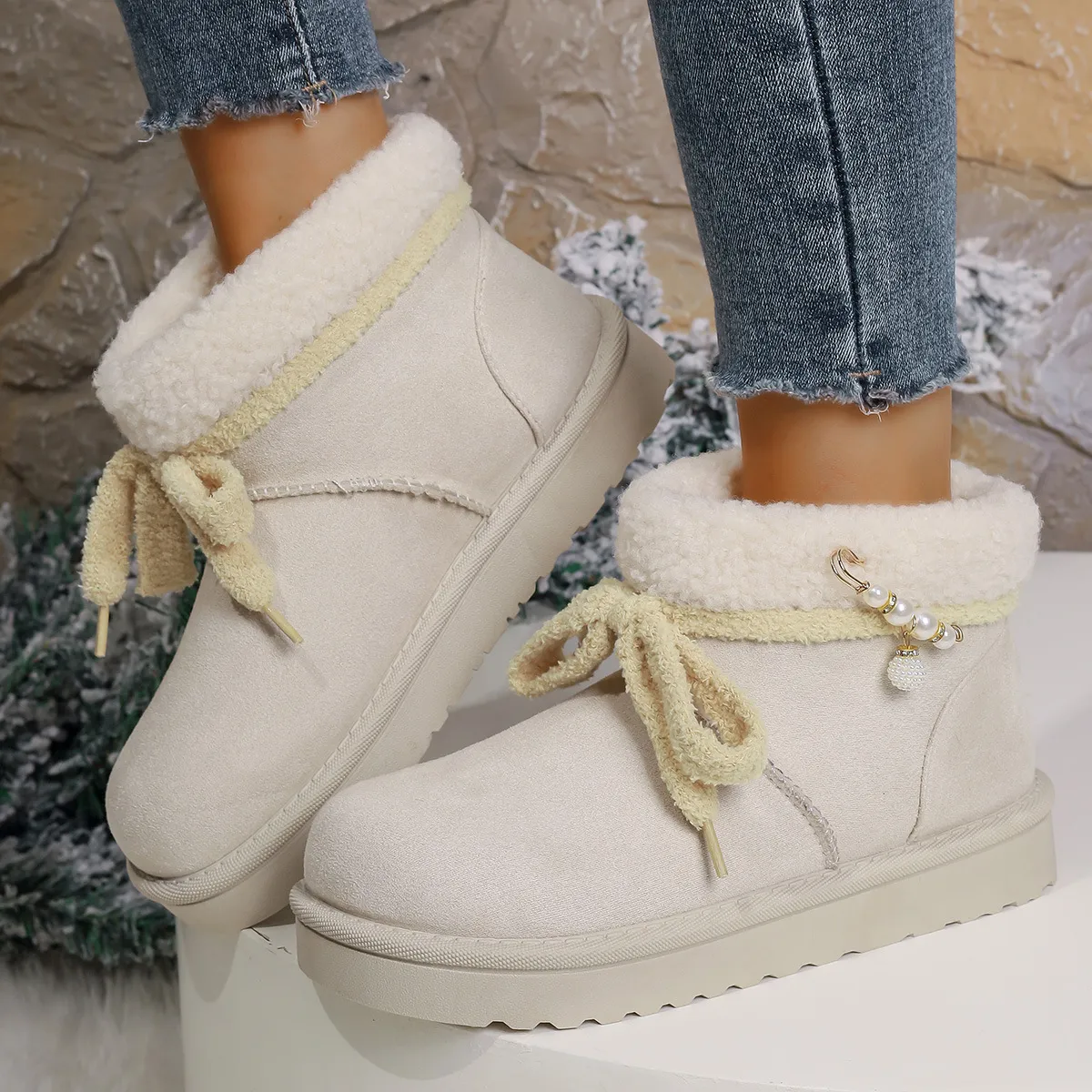 new Free Delivery Designer Woman Cotton Comfortable Snow With Short Sleeves And Plush Outdoor Winter Boots_voghion.com