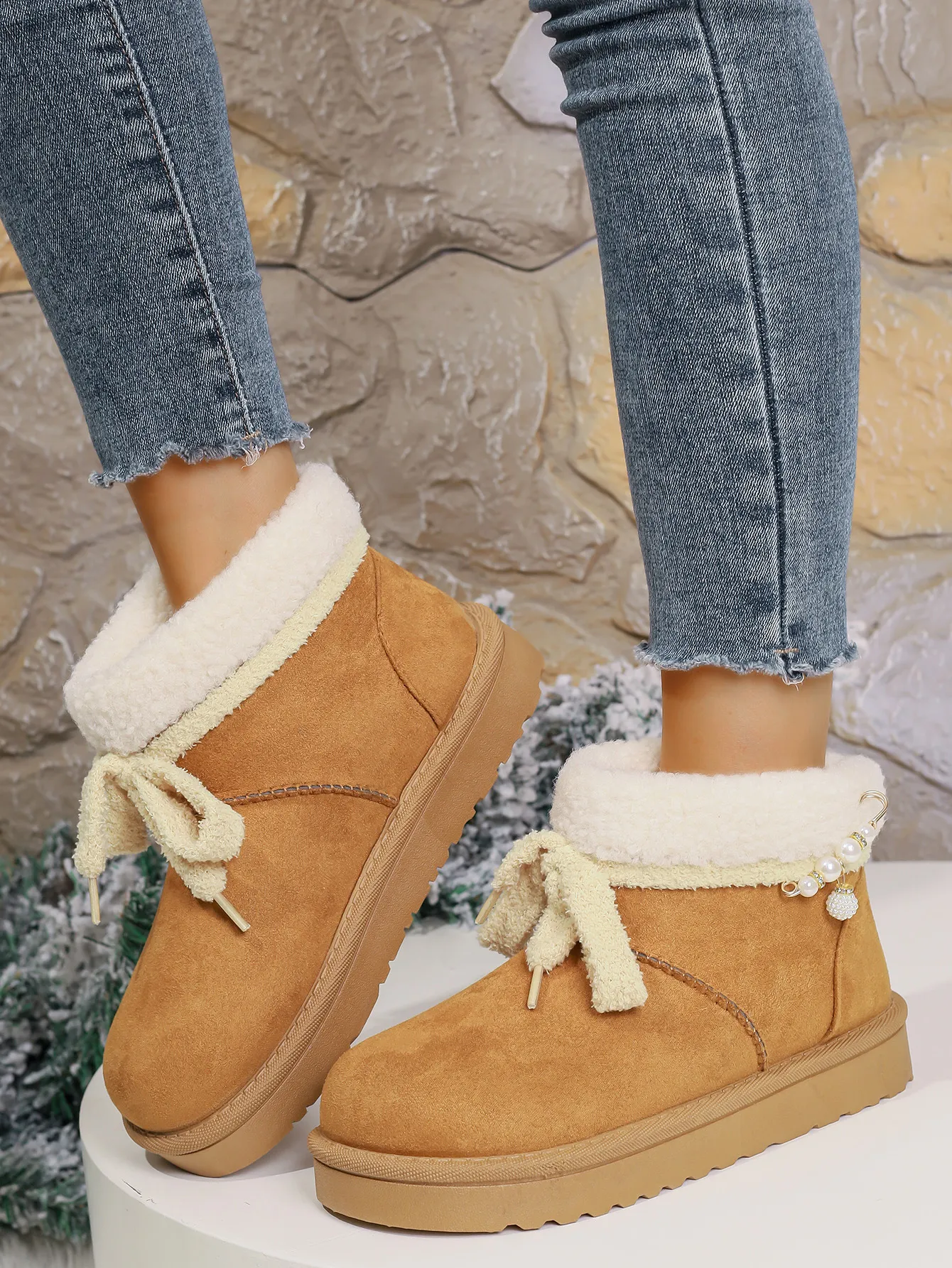 new Free Delivery Designer Woman Cotton Comfortable Snow With Short Sleeves And Plush Outdoor Winter Boots_voghion.com