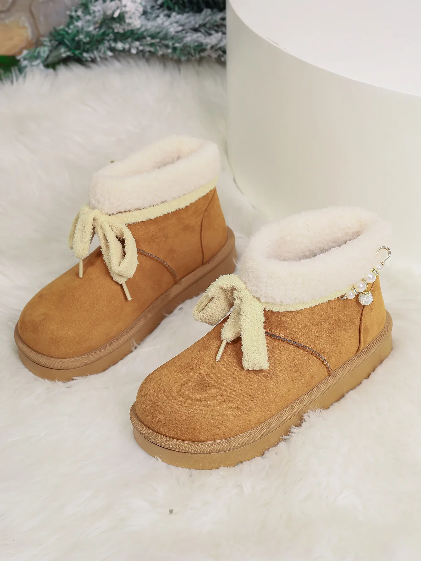 new Free Delivery Designer Woman Cotton Comfortable Snow With Short Sleeves And Plush Outdoor Winter Boots_voghion.com