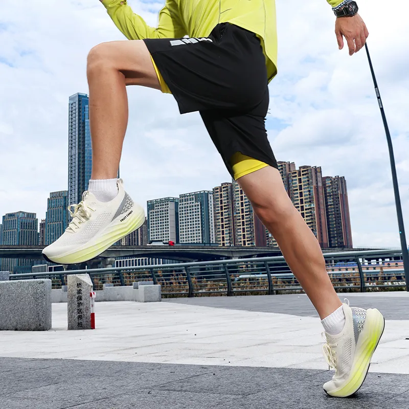 new Free Shipping Designer Shoes Outdoor Trainer Running Blade Bottom Shock Absorption Lightweight Classic Sport Shoes_voghion.com