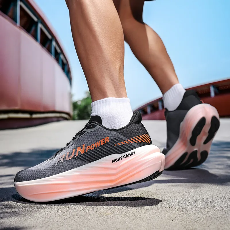 new Free Shipping Designer Shoes Outdoor Trainer Running Blade Bottom Shock Absorption Lightweight Sport Shoes For Men_voghion.com