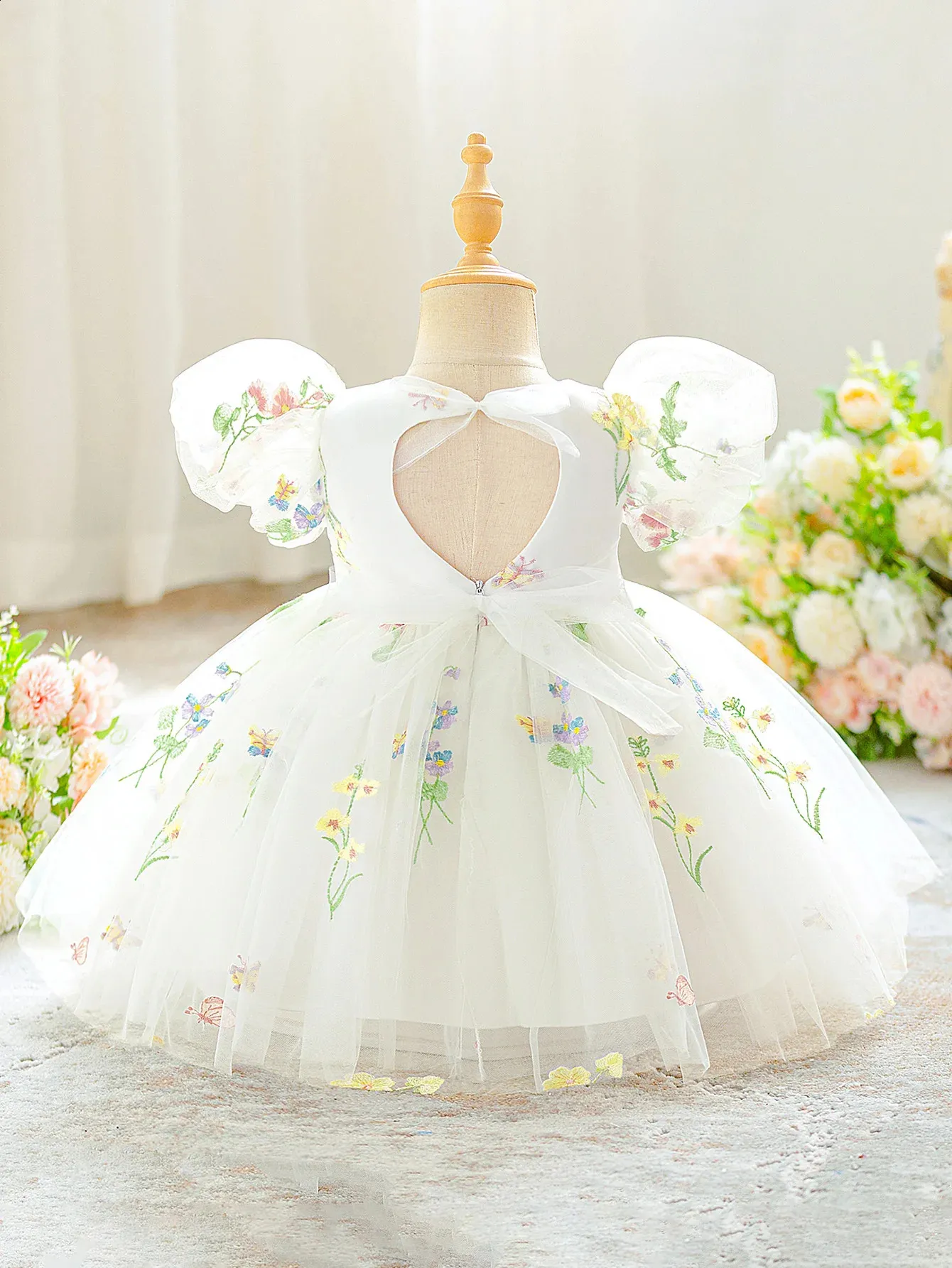 Lavender Floral Embidered ss ss for ecial Oasions