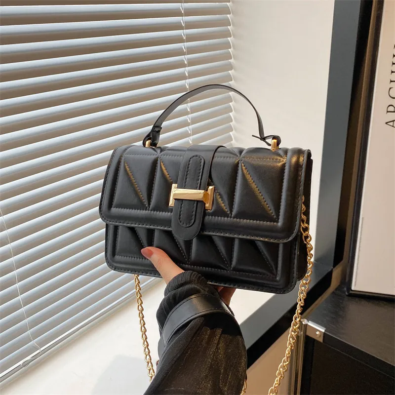 週末限定*美品*アナロジコ*ブルコバッグ シャイニングレザークロコダイル型押し2wayハンドバッグ