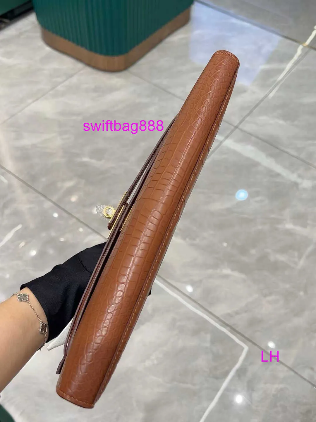 本革バッグカット311cmゴールドブラウン2025マットゴールド