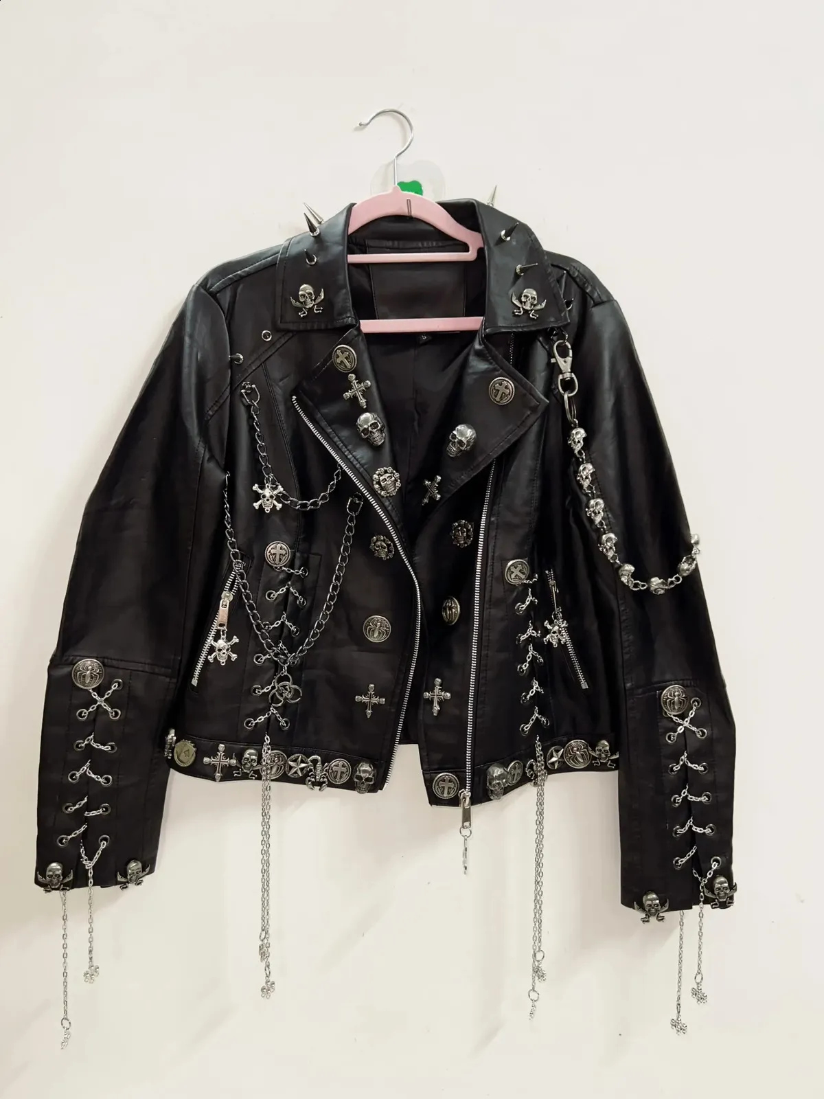 Gothic y2k vintage jacket punk fashion cross skull design from