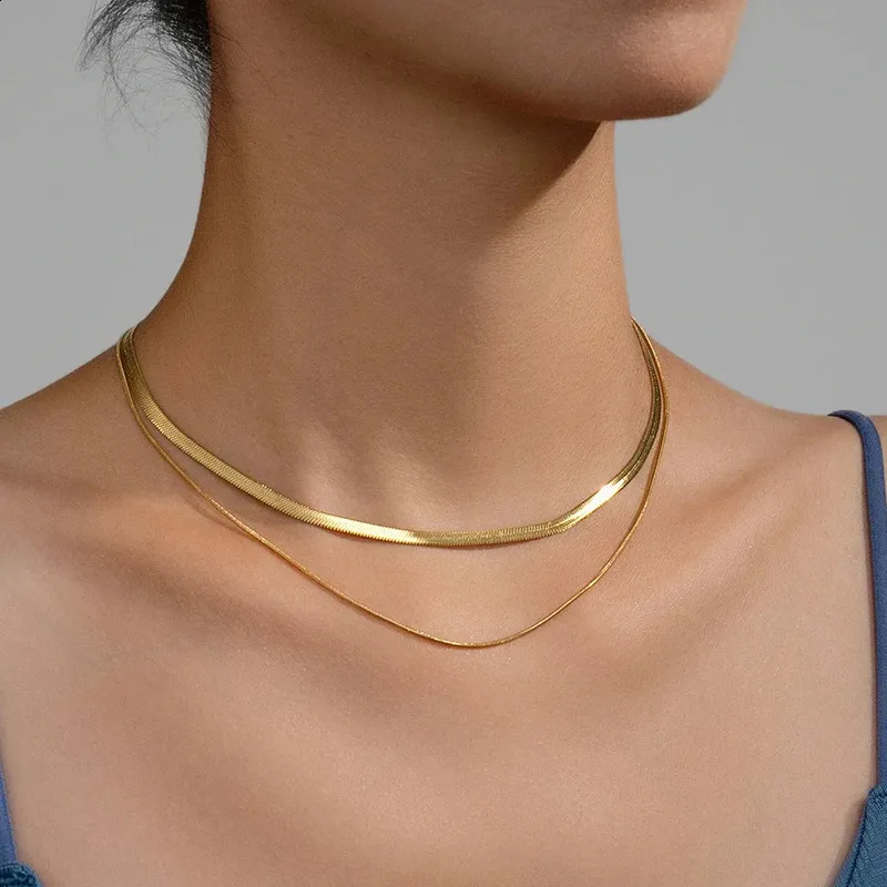 Aneneiceera Collane girocollo con ciondolo a forma serpente Goth Collana d' argento vintage forma serpente Catena cubana Punk Animal Serpente arrotolato OT Nodo Collana con collare serpente per donne
