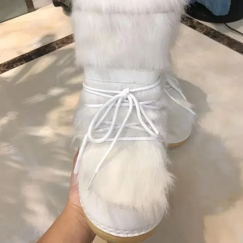 Europees-Amerikaanse mode Space Wool Bread schoenen Snowboot Pluche Thermische Damesschoen 250821_voghion.com