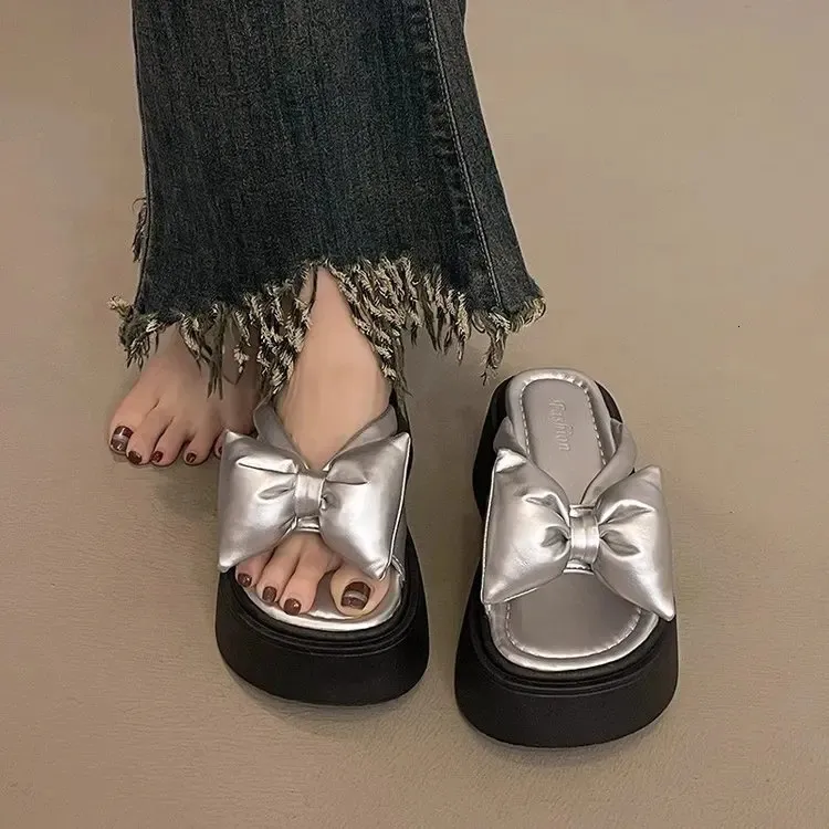 Ladies Platform Sandals With Butterfly Knot Beach Slides_voghion.com