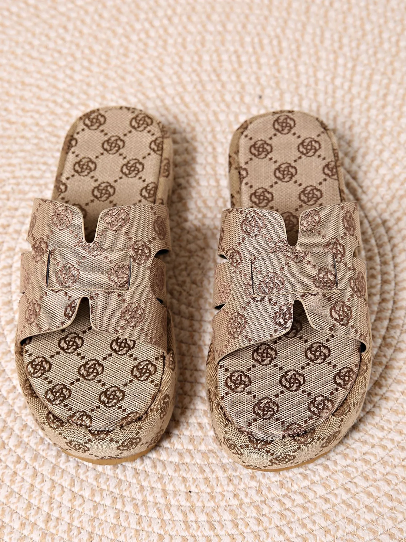Platform Sandals For Daily Wear Lightweight Comfortable Shoes_voghion.com