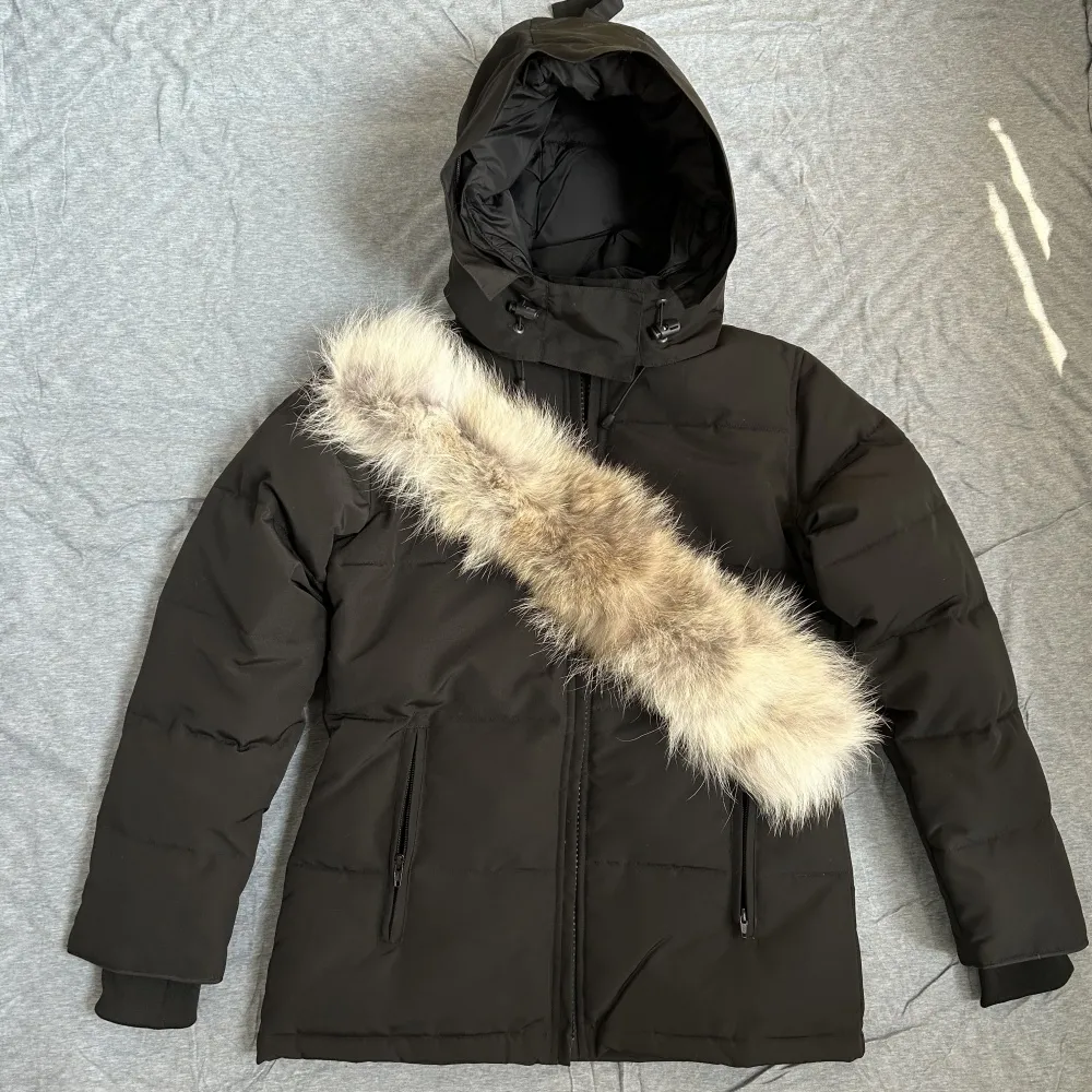Canada Puffer Jacket Womens Outdoor Winter Parka With Real Coyote