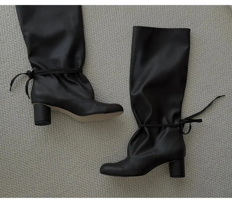 Silver Patent Leather Split Toe Tabi Ankle Boots For Women_voghion.com