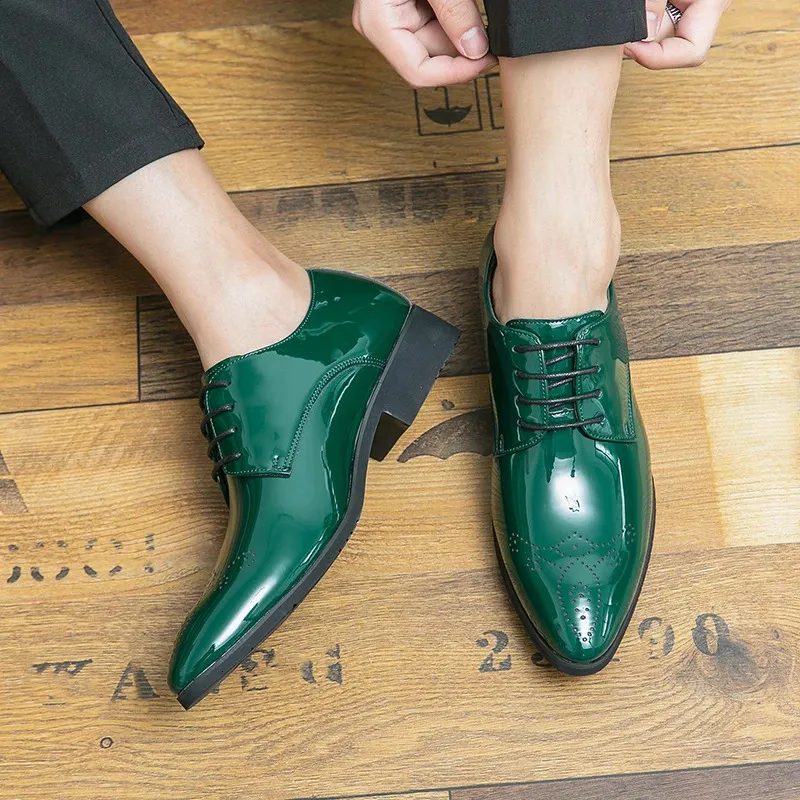 High-Quality Green Patent Leather Mirror Face Oxfords for Men - Pointed Lace-Up Business Green dress shoes mens (250310)