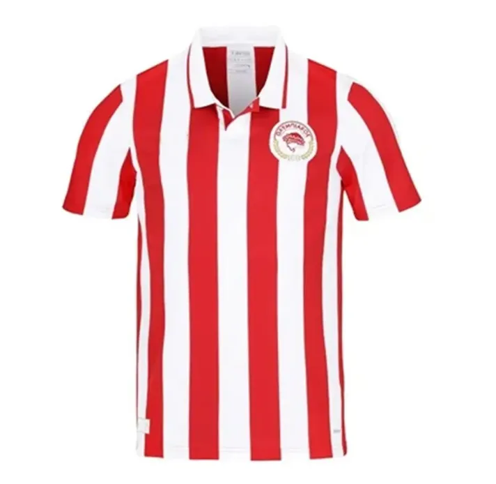 Histoire des Maillots Olympiacos Piraeus - Football Kit Archive