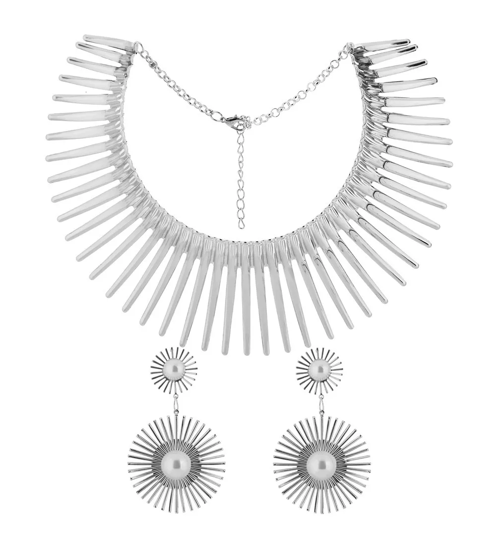 Exaggerated African Gold Choker Necklace And Earrings Jewelry Set_voghion.com