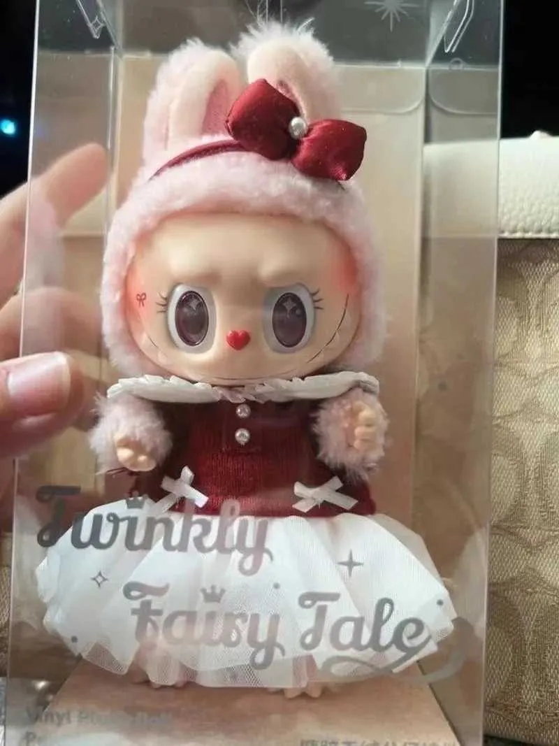 Labubu Mokoko Limited Edition Vinyl Pendant Action Figure 2024