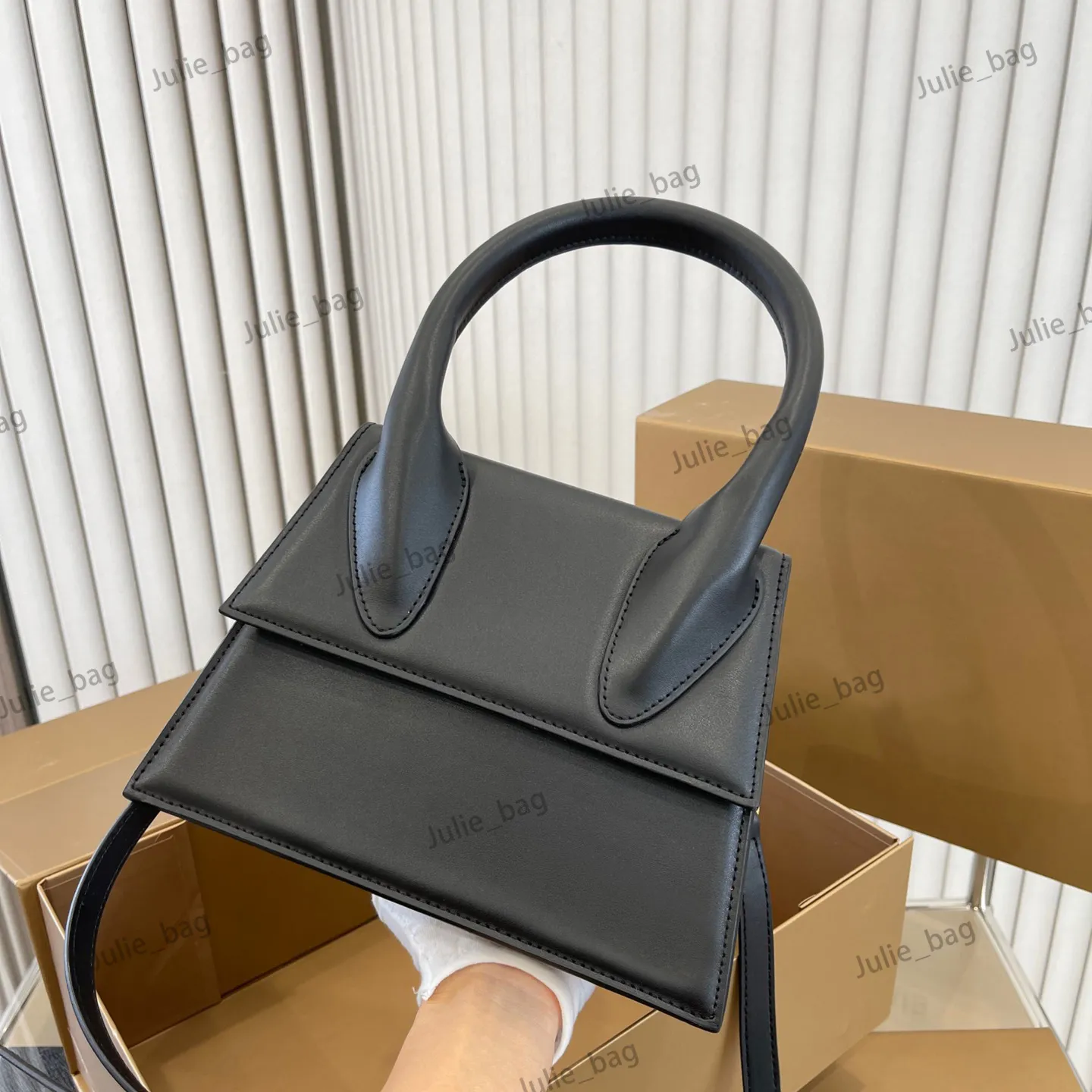 Versatile Luxury Messenger Shoulder Jacquemus Mini Bag For Versatile Luxury Messenger Shoulder Jacquemus Mini Bag For